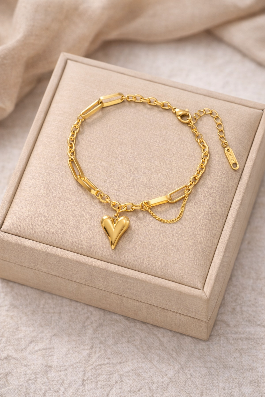 Golden Heart Charm Bracelet