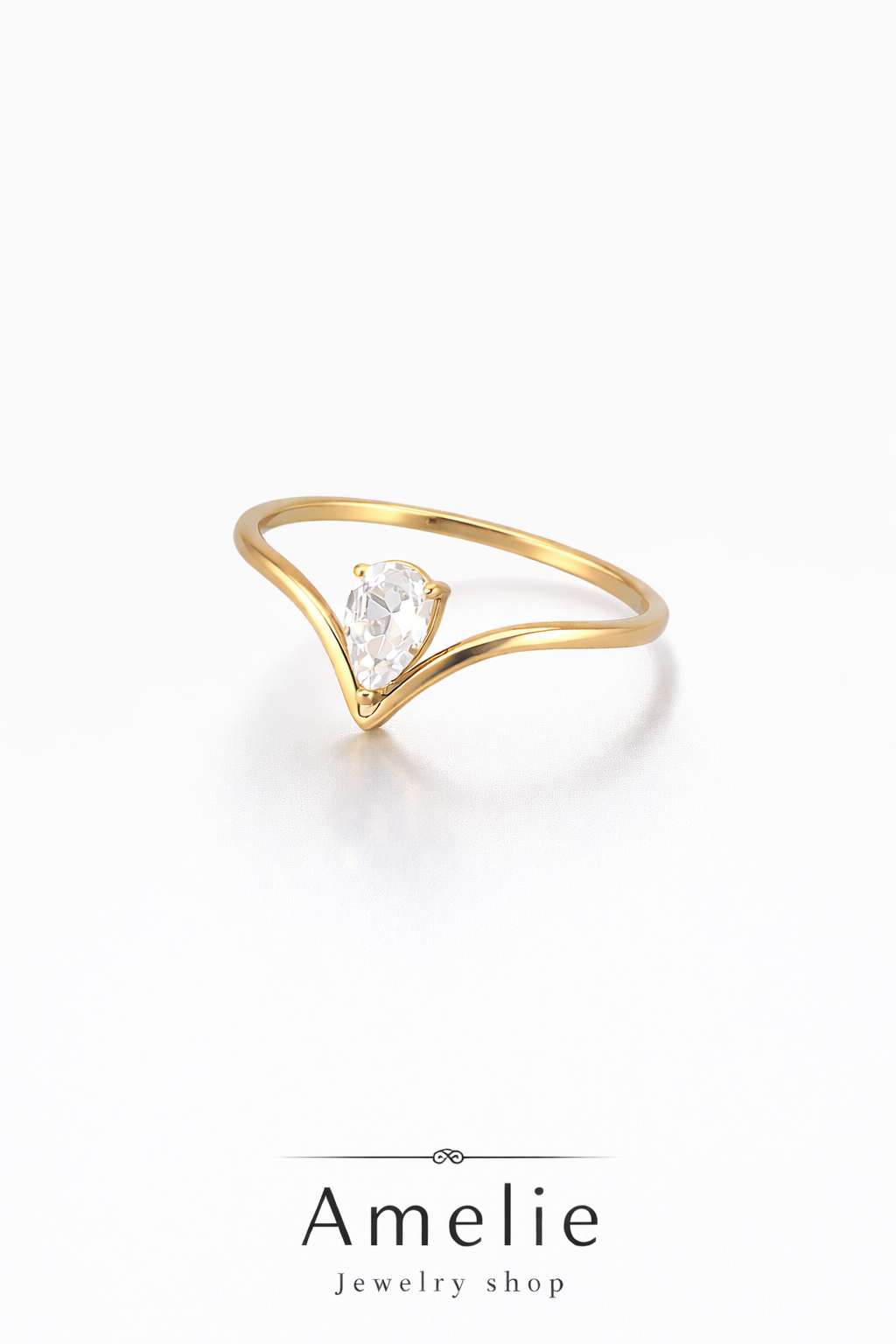 Lumi Crystal Ring