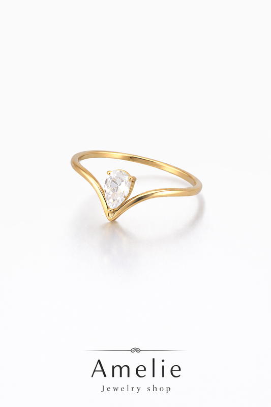 Lumi Crystal Ring