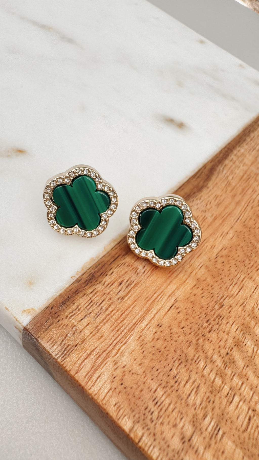 Green clover earrings