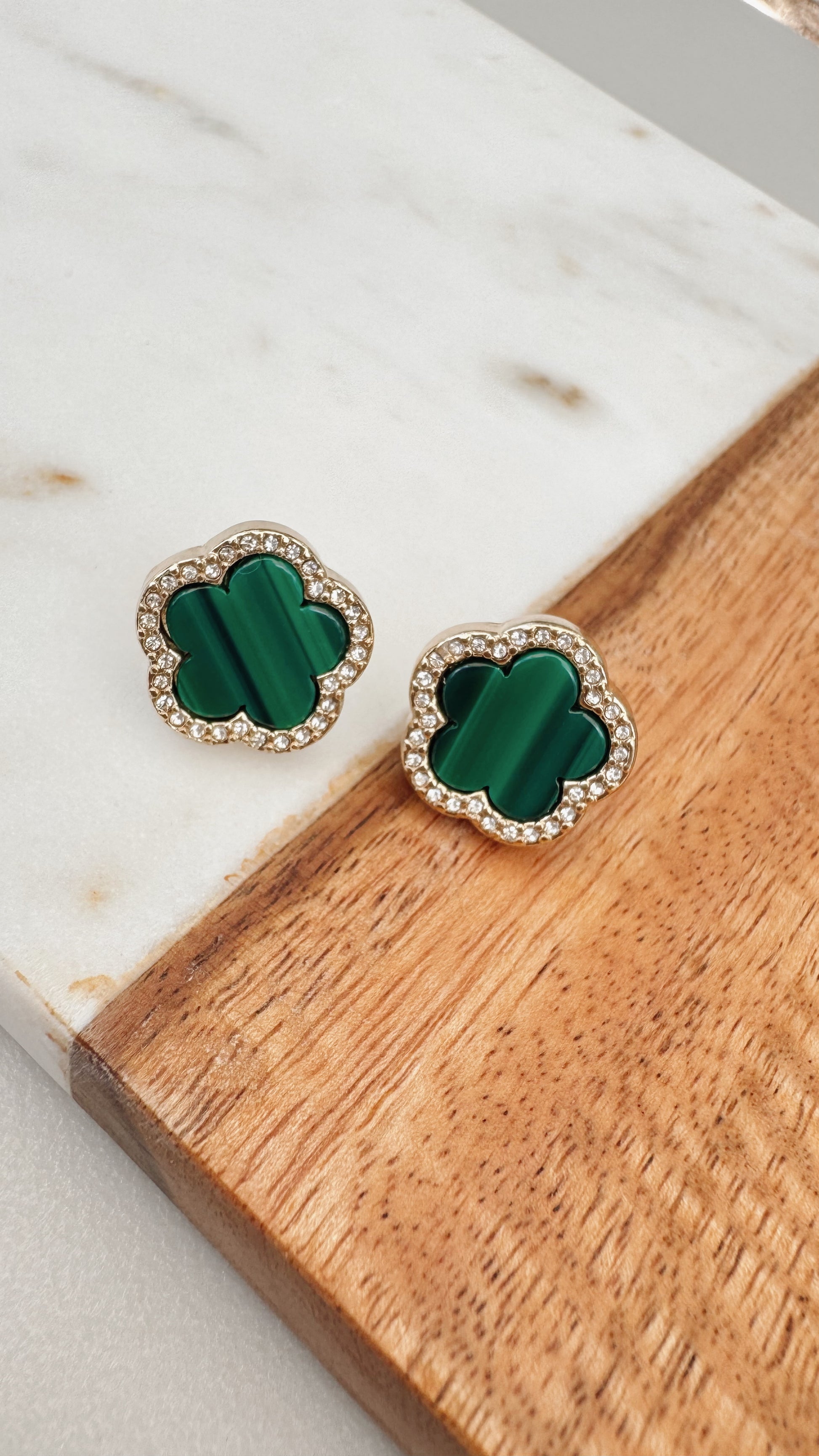 Green clover earrings