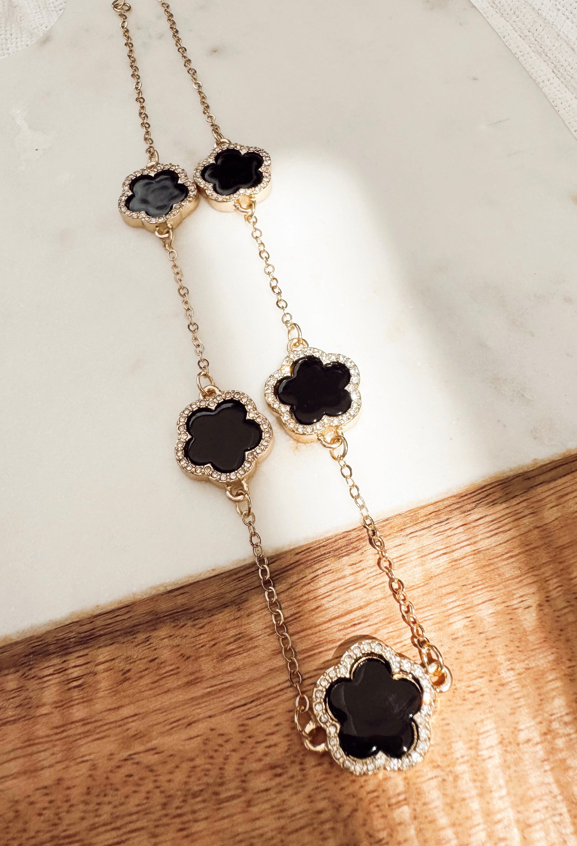 Black Clover Necklace with Zirconia – Bold & Lucky Sparkle