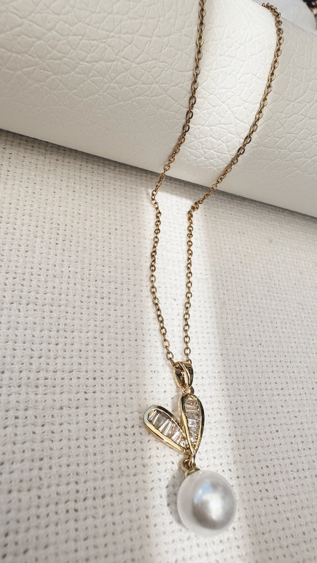 Pearl Heart Sparkle Necklace Set