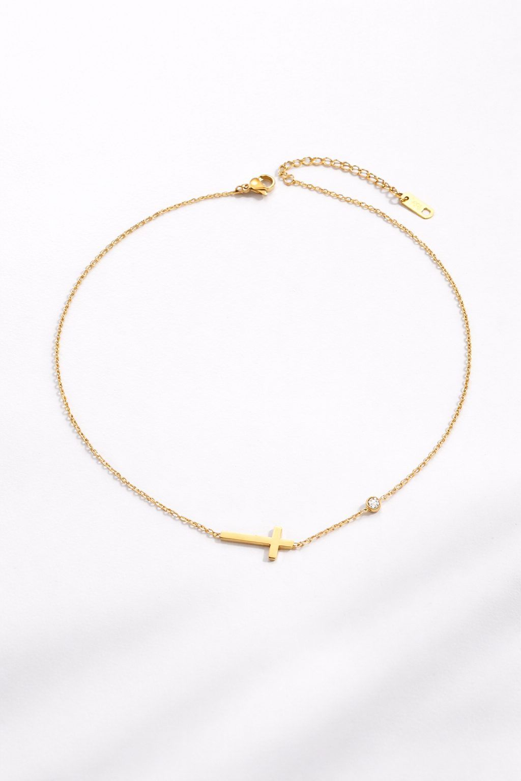 Minimal Cross Necklace