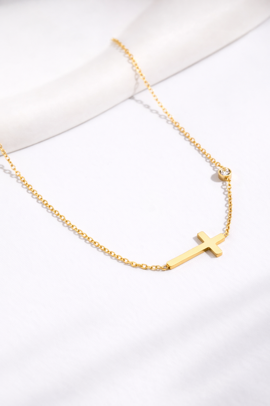 Minimal Cross Necklace