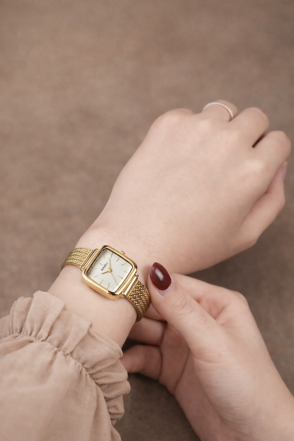 Golden Square Mesh Watch