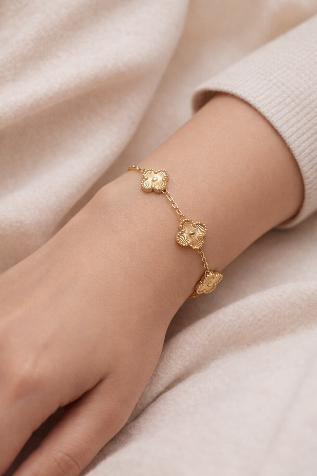 Clover Bracelet – Clean & Chic Luck Charm